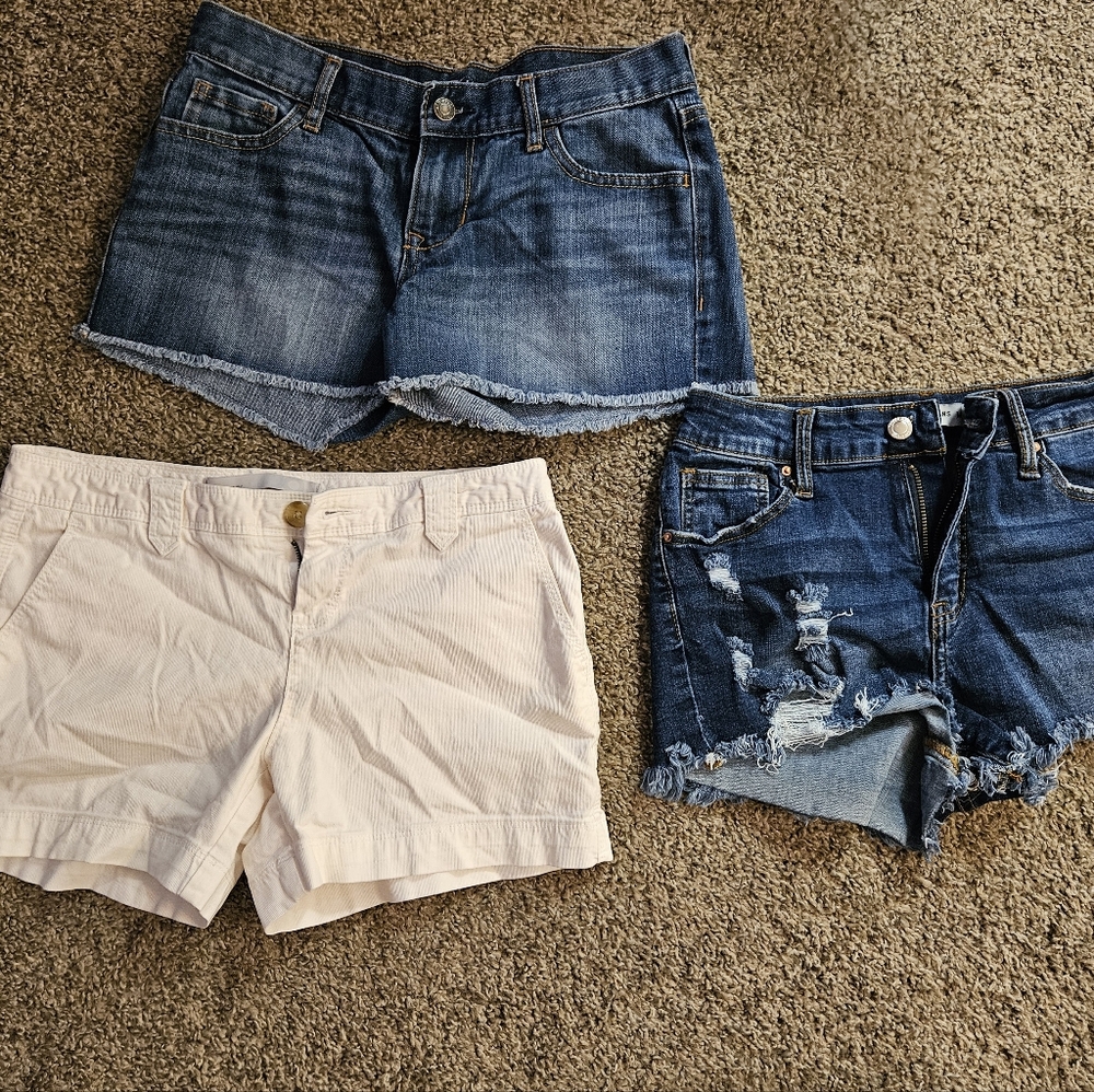 Set Of 3 Women's Shorts Set